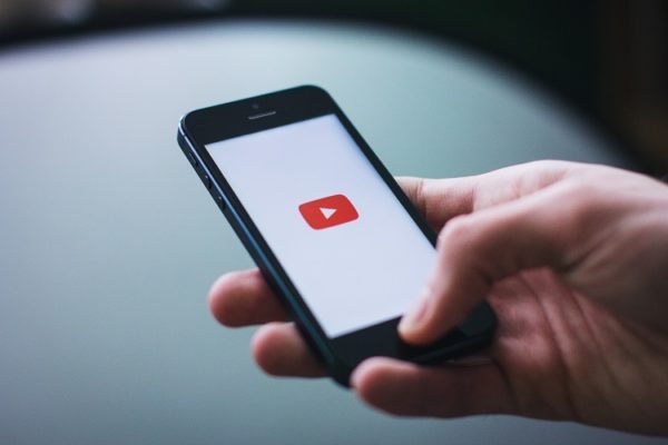 Как сделать канал на Ютубе: от регистрации до первого видео