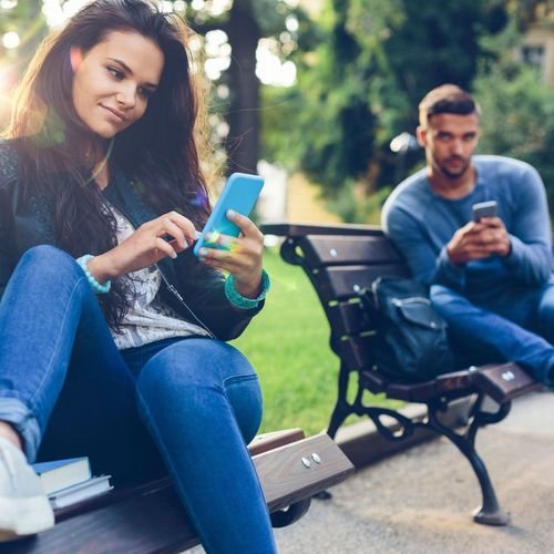 Как заинтересовать парня по переписке. Примеры, фразы, слова, вопросы